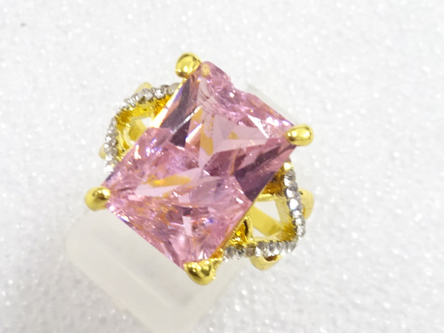 JAPANESE KIMONO / ANTIQUE COLORED STONE RING (SIZE 13)